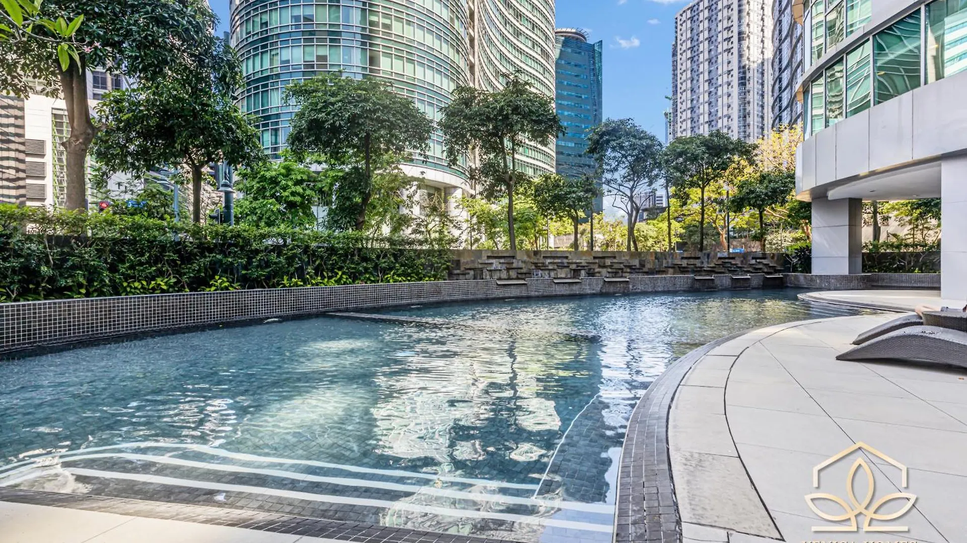Aparthotel Vibrant Oasis With The Best View + Fast Wifi Taguig Philippines